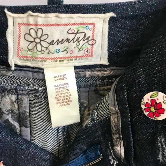 AVENTURA Dark Wash Jeans - UPCYCLED Buttons - Picture 4 of 6